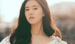 赵露思在娱乐圈吃瓜,揭秘明星背后的故事